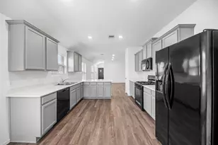 18415 Running Shadow Ct, Hockley, TX 77447 - Photo 11