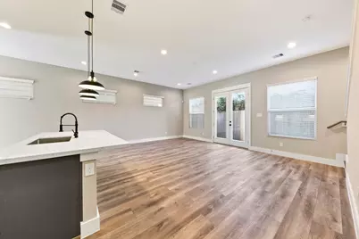 5214 Pinemont Creek Lane, Houston, TX 77018 - Photo 5