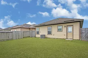 9830 Yanet Grove Ln, Houston, TX 77044 - Photo 25