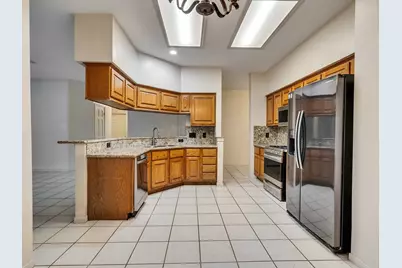 14342 Fair Knoll Way, Houston, TX 77062 - Photo 9
