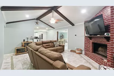 5815 Scenic Drive, Beaumont, TX 77713 - Photo 3