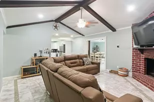 5815 Scenic Dr, Beaumont, TX 77713 - Photo 3