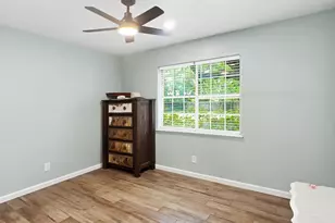 5815 Scenic Dr, Beaumont, TX 77713 - Photo 13