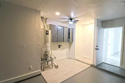 9211 Blankenship Drive, Houston, TX 77080 - Photo 17