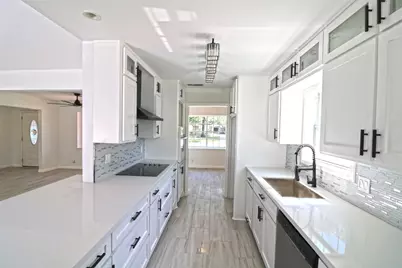 9211 Blankenship Drive, Houston, TX 77080 - Photo 7
