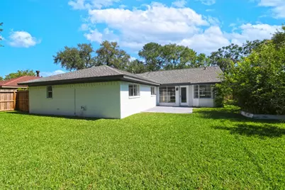 9211 Blankenship Drive, Houston, TX 77080 - Photo 19