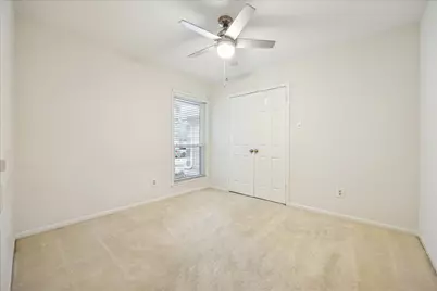 1407 Quail Hollow, Sealy, TX 77474 - Photo 11