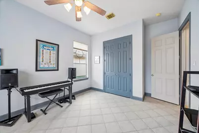 316 Harborside Circle, League City, TX 77565 - Photo 29