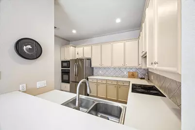 316 Harborside Circle, League City, TX 77565 - Photo 17