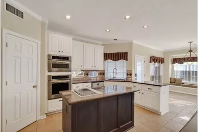 3910 S Beechwood Court, Houston, TX 77059 - Photo 27
