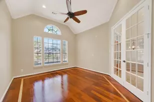 3910 S Beechwood Ct, Houston, TX 77059 - Photo 33
