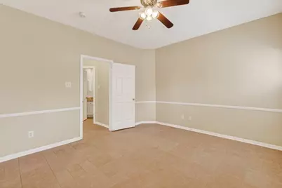 3910 S Beechwood Court, Houston, TX 77059 - Photo 21