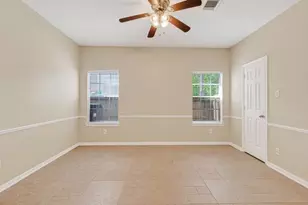 3910 S Beechwood Ct, Houston, TX 77059 - Photo 19