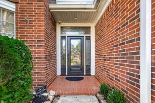 3910 S Beechwood Ct, Houston, TX 77059 - Photo 5