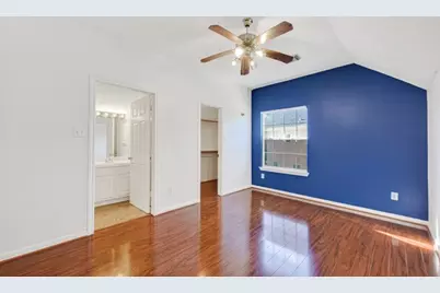 3910 S Beechwood Court, Houston, TX 77059 - Photo 45