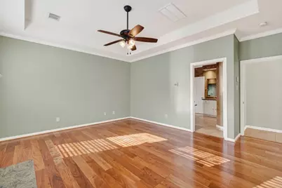 3910 S Beechwood Court, Houston, TX 77059 - Photo 15