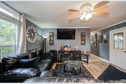 20609 Cochran Road, Hempstead, TX 77445 - Photo 9