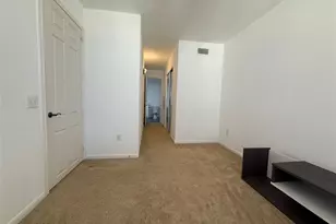 7575 Kirby Dr, Houston, TX 77030 - Photo 11