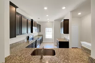 10607 Lost Maples Dr, Cleveland, TX 77328 - Photo 9