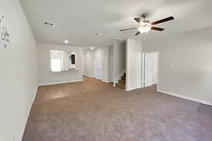 10607 Lost Maples Dr, Cleveland, TX 77328 - Photo 11
