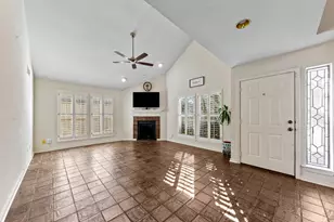 1829 Bering Dr, Houston, TX 77057 - Photo 3