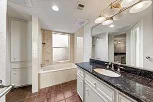 1829 Bering Dr, Houston, TX 77057 - Photo 11