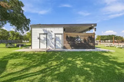 116 S Broadway Street, La Porte, TX 77571 - Photo 5