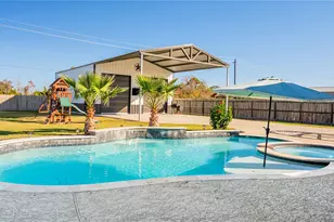 4603 Clearwater Rd, Baytown, TX 77523 - Photo 5