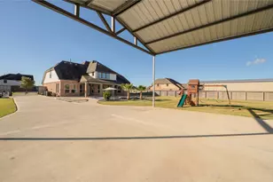4603 Clearwater Rd, Baytown, TX 77523 - Photo 7