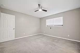 8430 Gallahad St, Houston, TX 77078 - Photo 37