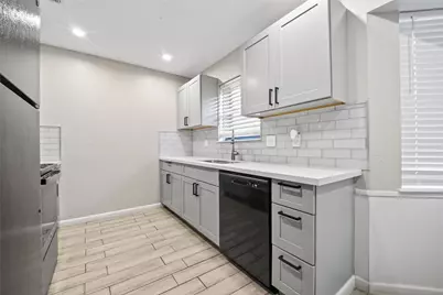 8430 Gallahad Street, Houston, TX 77078 - Photo 15