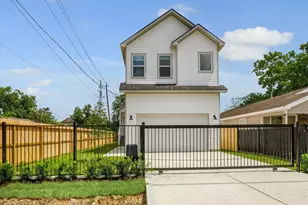 901 E 37th St, Houston, TX 77022 - Photo 1