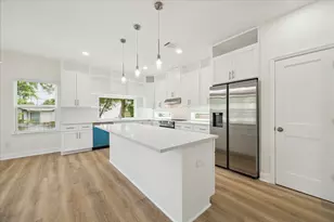 901 E 37th St, Houston, TX 77022 - Photo 7