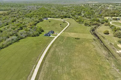 925 Buffalo Trail, Angleton, TX 77515 - Photo 45