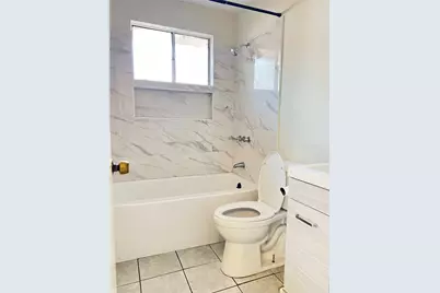 218 La Fonda Drive, Houston, TX 77060 - Photo 17