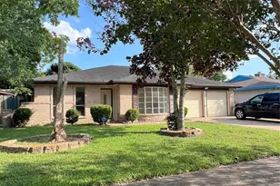218 La Fonda Dr, Houston, TX 77060 - Photo 5