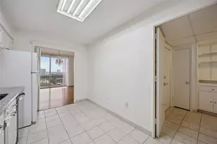 2200 Willowick Rd, Houston, TX 77027 - Photo 11
