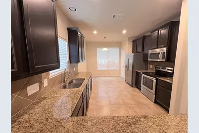 3721 Whisper Walk, Montgomery, TX 77356 - Photo 5