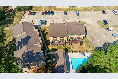 2521 Crosstimbers Street #H1, Huntsville, TX 77320 - Photo 29