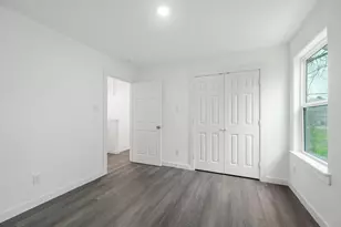 7804 Crestview Dr, Houston, TX 77028 - Photo 13