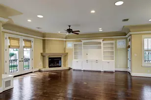 5526 McCulloch Cir, Houston, TX 77056 - Photo 7