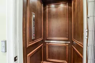 5526 McCulloch Cir, Houston, TX 77056 - Photo 5