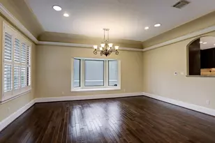 5526 McCulloch Cir, Houston, TX 77056 - Photo 9