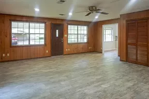 111 Valley Ln, Crockett, TX 75835 - Photo 11
