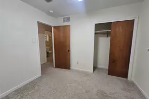 308 Mackeral St, Galveston, TX 77550 - Photo 17
