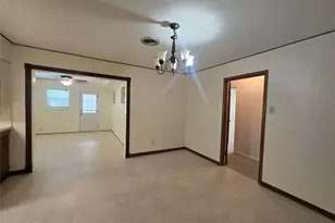 308 Mackeral St, Galveston, TX 77550 - Photo 5