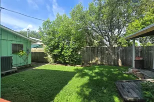 308 Mackeral St, Galveston, TX 77550 - Photo 21