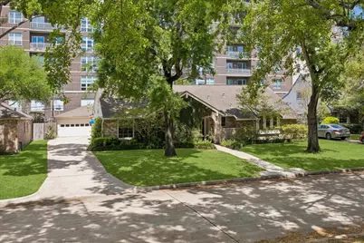 12610 Trail Hollow Drive, Houston, TX 77024 - Photo 3