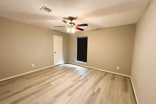 8814 Stroud Dr, Houston, TX 77036 - Photo 13