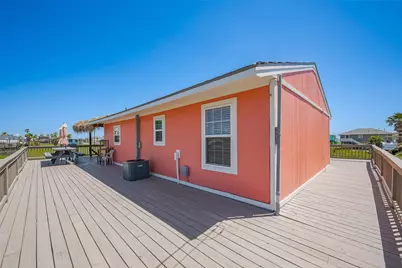 610 Surf Drive, Surfside Beach, TX 77541 - Photo 17